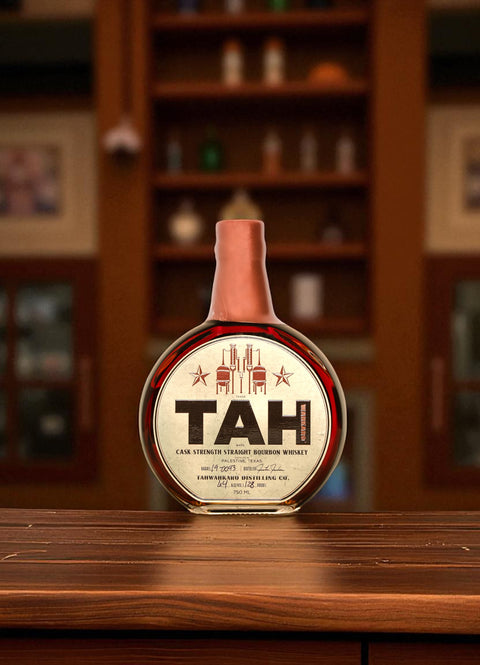 Tahwahkaro four Grain Bourbon Cask Straight 64%